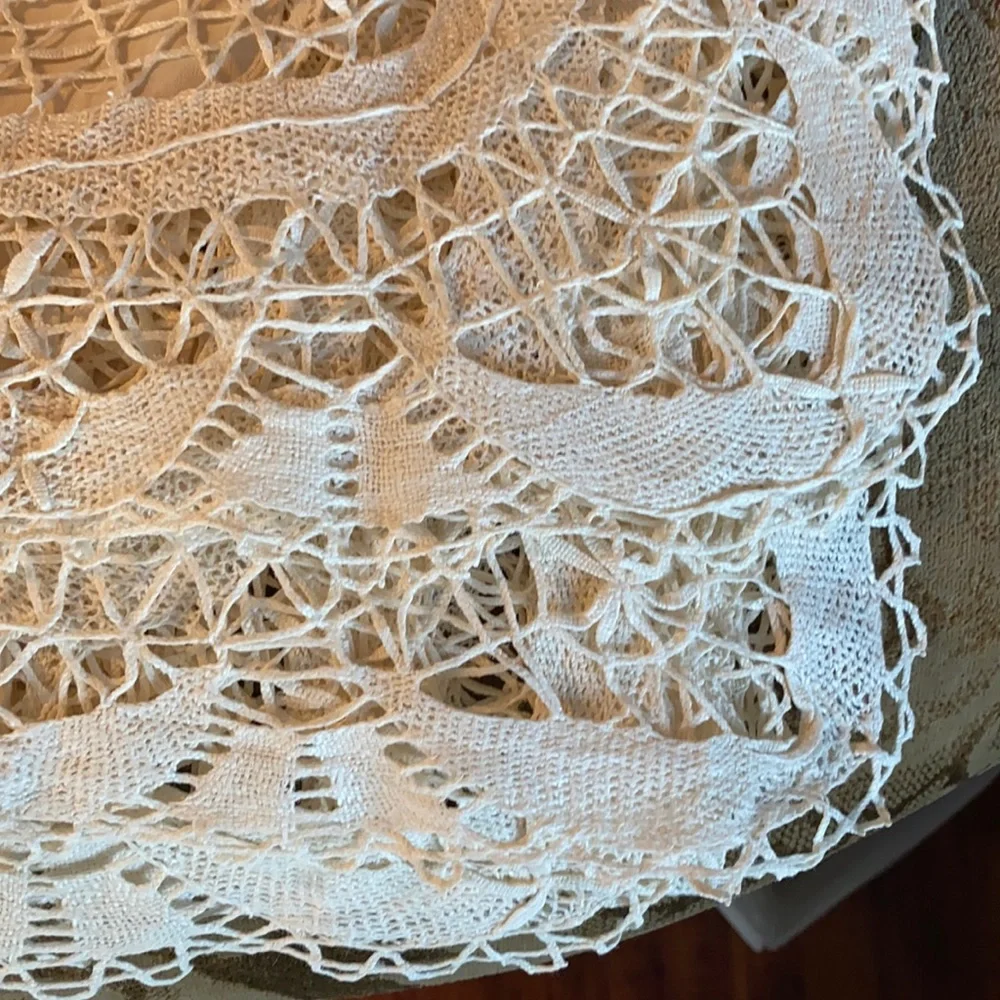 Vintage Cream Linen Tablecloth Heavy Battenberg Lace Inset Scalloped Edge 44x46